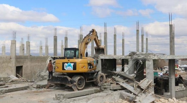 Şanlıurfa'da kaçak yapılarla mücadele