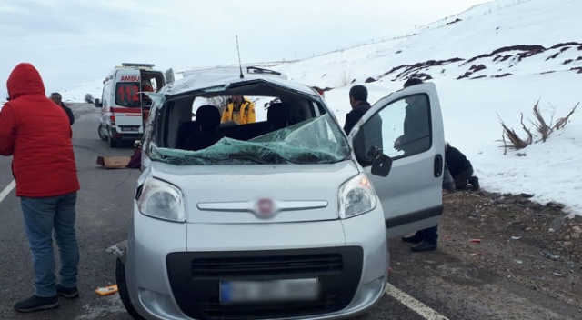 Sivas&#039;ta kaza: 1 ölü 3 yaralı