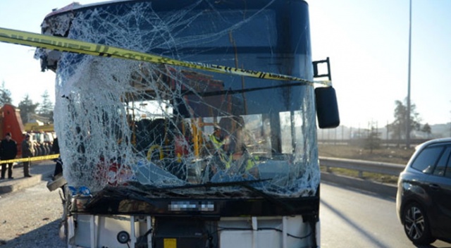 Eskişehir&#039;de halk otobüsü tırla çarpıştı! Ölü ve yaralılar var
