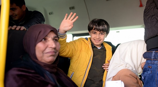 Suriyeliler ülkelerine dönüyor