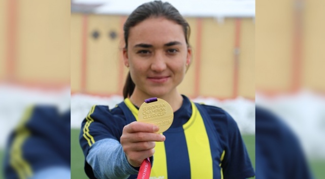 Tek ayakkabıyla altın madalya kazandı