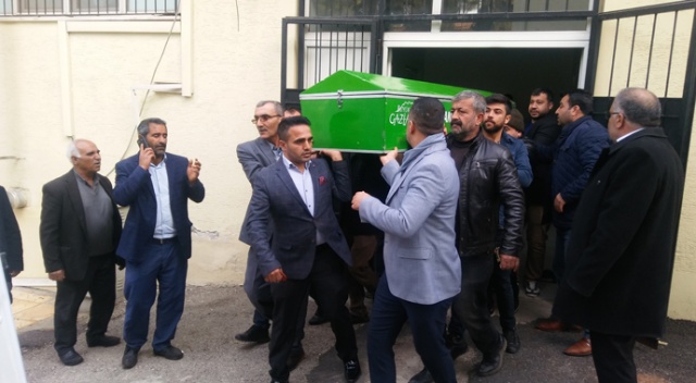 Yaşlı çift sobadan sızan gazdan zehirlenerek öldü Yaşlı çift sobadan sızan gazdan zehirlenerek öldü