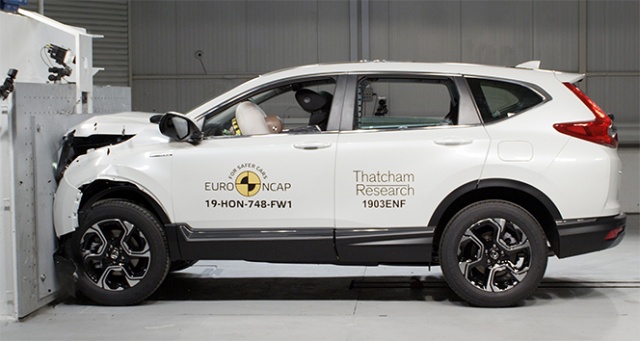Yeni Honda CR-V’ye EuroNCAP’tan 5 yıldız Yeni Honda CR-V’ye EuroNCAP’tan 5 yıldız