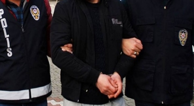 Yurt dışına yasa dışı yollarla çıkmaya çalışan 4 DEAŞ'lı yakaladı Yurt dışına yasa dışı yollarla çıkmaya çalışan 4 DEAŞ'lı yakaladı