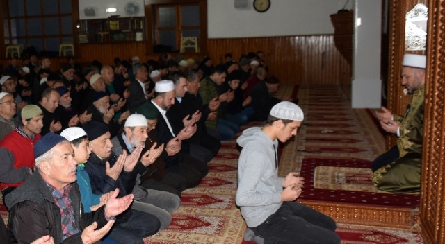 18 Mart şehitleri dualarla anıldı