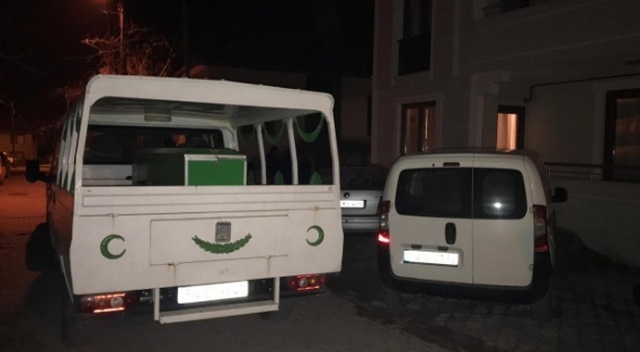 57 yaşındaki kadın evinde ölü bulundu