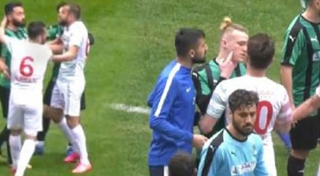 Amedsporlu Mansur Çalar'a futboldan ömür boyu men cezası Amedsporlu Mansur Çalar'a futboldan ömür boyu men cezası