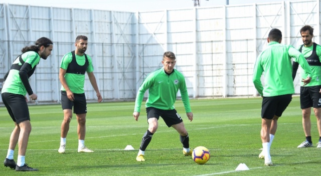 Atiker Konyaspor, Başakşehir hazırlıklarını sürdürdü Atiker Konyaspor, Başakşehir hazırlıklarını sürdürdü