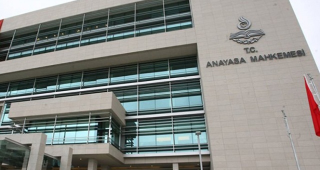 Anayasa Mahkemesi'nden 5 parti hakkında suç duyurusu