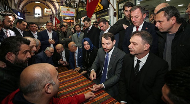 Bakan Albayrak Kapalıçarşı esnafını ziyaret etti Bakan Albayrak Kapalıçarşı esnafını ziyaret etti
