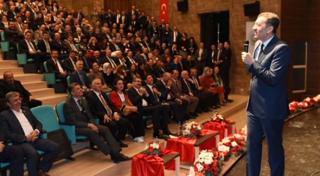 Bakan Selçuk: 'Öğrencilere iş garantisi ve maaş vereceğiz' Bakan Selçuk: 'Öğrencilere iş garantisi ve maaş vereceğiz'