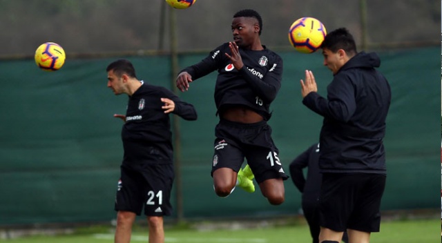 Beşiktaş, Şenol Güneş'siz çalıştı Beşiktaş, Şenol Güneş'siz çalıştı