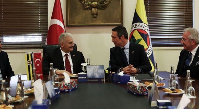 Binali Yıldırım, Fenerbahçe Spor Kulübü’nü ziyaret etti