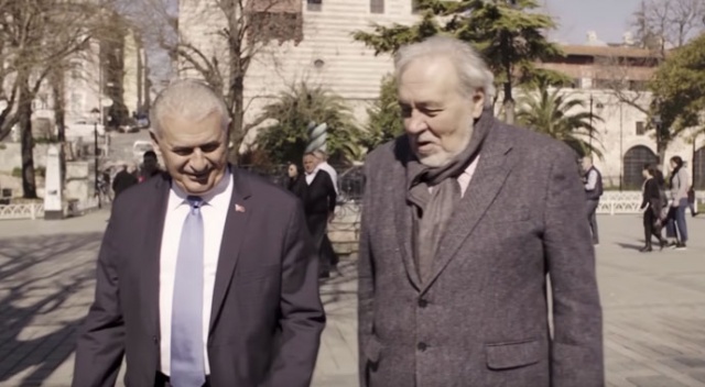Binali Yıldırım ilk 'YouTube' videosunu yayımladı Binali Yıldırım ilk 'YouTube' videosunu yayımladı