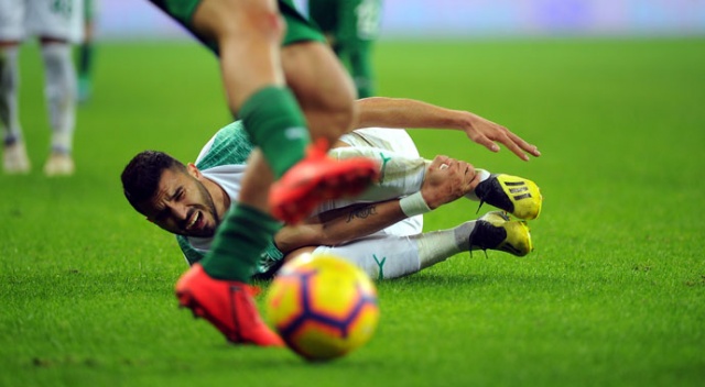 Bursaspor'u sakatlıklar zorluyor Bursaspor'u sakatlıklar zorluyor