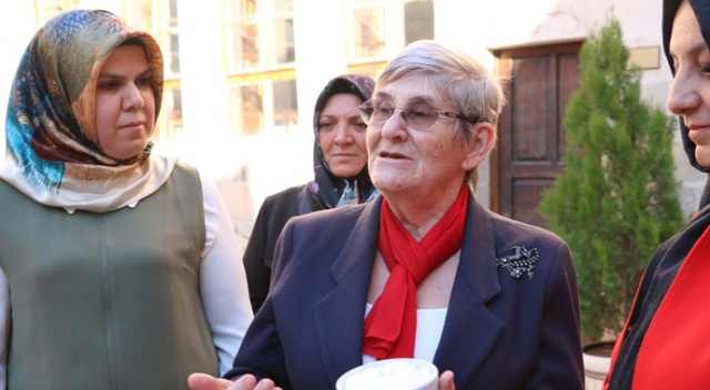 Canan Karatay: Doğal yağ kilo aldırmaz, kilo verdirir Canan Karatay: Doğal yağ kilo aldırmaz, kilo verdirir