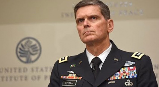 CENTCOM'da görev değişimi CENTCOM'da görev değişimi