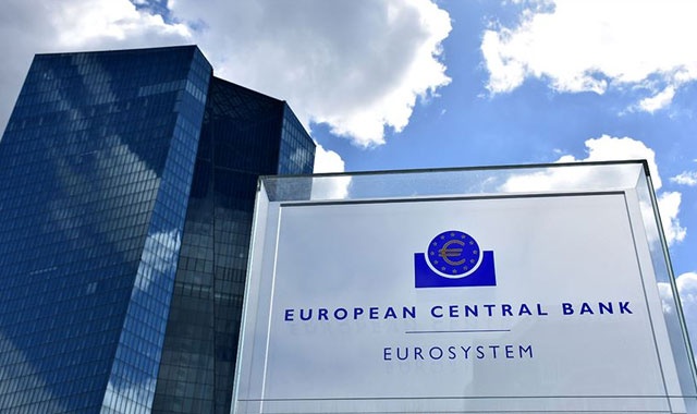 ECB&#039;den faiz artışını erteleme sinyali