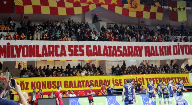Galatasaray Başkanı Mustafa Cengiz’e büyük destek Galatasaray Başkanı Mustafa Cengiz’e büyük destek