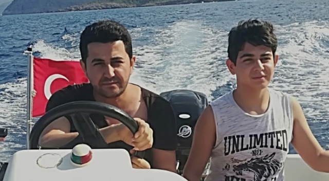 Genç motosikletli trafik kazasında öldü Genç motosikletli trafik kazasında öldü