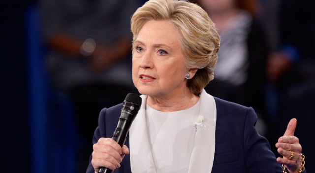 Hillary Clinton 2020’de aday olmayacağını duyurdu