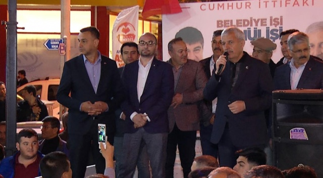 İYİ Parti'den 300 kişilik grup Cumhur İttifakı’na katıldı İYİ Parti'den 300 kişilik grup Cumhur İttifakı’na katıldı