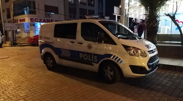 İzmir'de sokak ortasında cinayet İzmir'de sokak ortasında cinayet