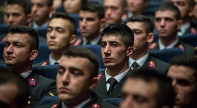 Jandarma 22 bin askeri personel alıyor! Ön başvurular yarın başlıyor Jandarma 22 bin askeri personel alıyor! Ön başvurular yarın başlıyor