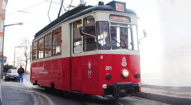 Kadıköy-Moda tramvay hattında seferler yapılamıyor Kadıköy-Moda tramvay hattında seferler yapılamıyor