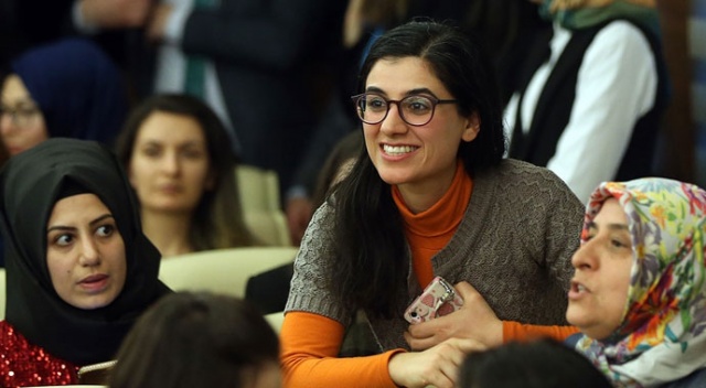 Kamu kurumlarına 231 şehit ve gazi yakını ile gazi atandı Kamu kurumlarına 231 şehit ve gazi yakını ile gazi atandı