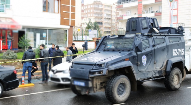Kan davalı iki grup arasında silahlı kavga: 5 yaralı Kan davalı iki grup arasında silahlı kavga: 5 yaralı