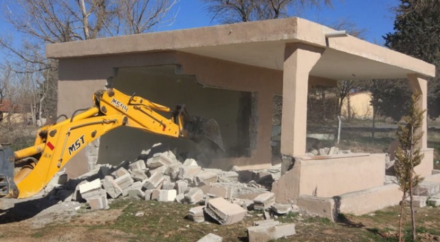 Kapadokya’da 6 kaçak yapı daha yıkıldı