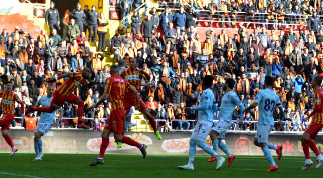 Medipol Başakşehir 1 puanı son anda kurtardı ( M. Başakşehir 1-1 Kayserispor)