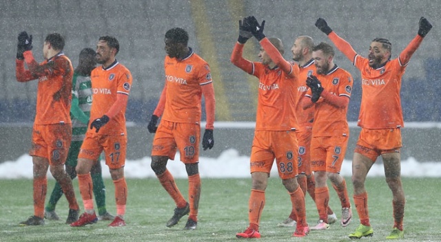 Medipol Başakşehir, Yeni Malatyaspor'a konuk olacak Medipol Başakşehir, Yeni Malatyaspor'a konuk olacak