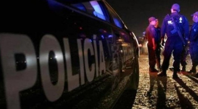 Meksika'da silahlı saldırı: 2 ölü, 3 yaralı Meksika'da silahlı saldırı: 2 ölü, 3 yaralı
