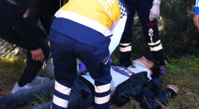 Öğrencilerin otostopla bindikleri otomobil kaza yaptı: 4 yaralı Öğrencilerin otostopla bindikleri otomobil kaza yaptı: 4 yaralı
