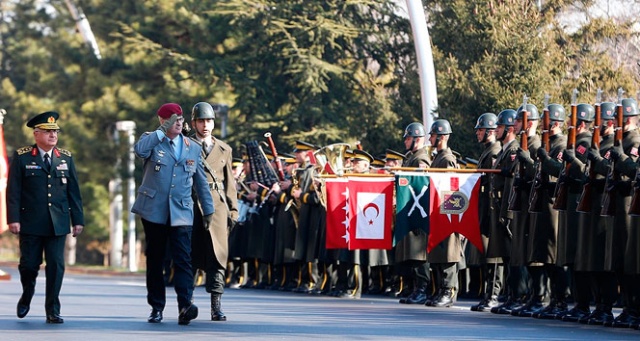 Orgeneral Güler, Alman mevkidaşı ile görüştü