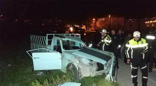 Samsun'da kamyonet takla attı: 8 yaralı Samsun'da kamyonet takla attı: 8 yaralı