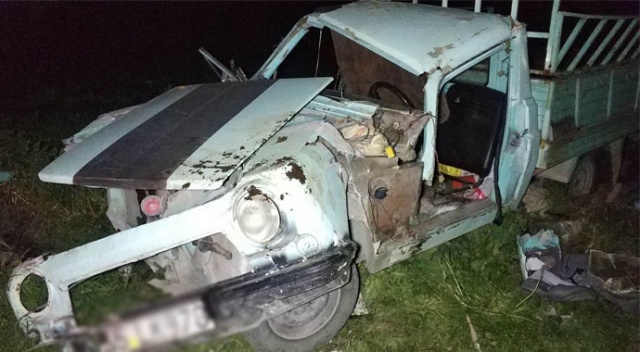 Samsun'da kamyonet takla attı: 8 yaralı Samsun'da kamyonet takla attı: 8 yaralı