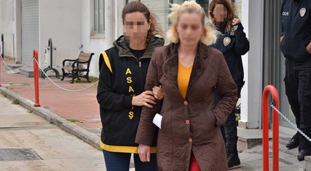 Tesettürlü kadınlara saldıran kadın: 'Benim de ailem kapalı' Tesettürlü kadınlara saldıran kadın: 'Benim de ailem kapalı'
