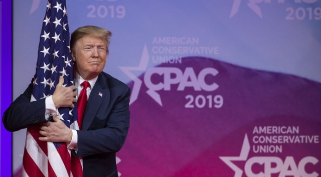 Trump'tan ülkesinin Orta Doğu politikasına eleştiri Trump'tan ülkesinin Orta Doğu politikasına eleştiri
