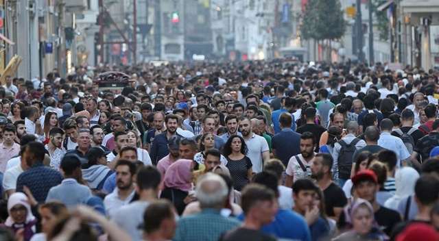 Türkiye nüfusunun yüzde 49,8'ini kadınlar oluşturuyor Türkiye nüfusunun yüzde 49,8'ini kadınlar oluşturuyor