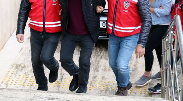 'Kayıp' başvurusunda bulunduğu eski karısını öldüren zanlı adliyede 'Kayıp' başvurusunda bulunduğu eski karısını öldüren zanlı adliyede