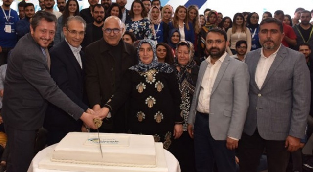 70’inde interneti öğrendi salçasını ABD’ye satıyor