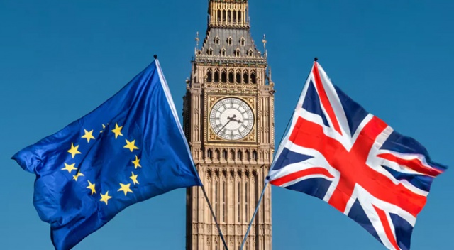AB'den İngiltere'ye Brexit için 12 aylık esnek erteleme teklifi AB'den İngiltere'ye Brexit için 12 aylık esnek erteleme teklifi