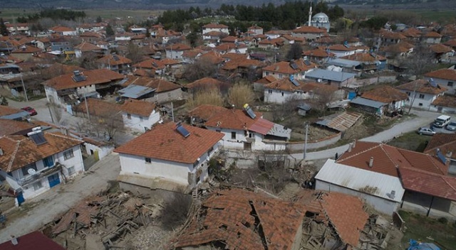 Acıpayam'daki okullara deprem tatili Acıpayam'daki okullara deprem tatili