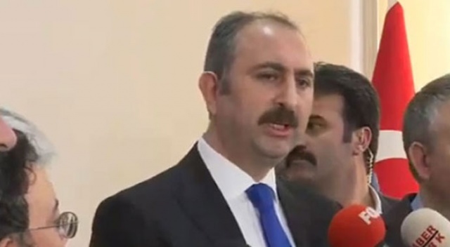 Adalet Bakanı Gül'den itiraz açıklaması: Karara bağlayacak olan YSK'dır Adalet Bakanı Gül'den itiraz açıklaması: Karara bağlayacak olan YSK'dır