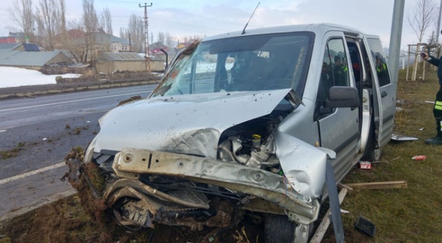 Ağrı’da trafik kazası: 1 ölü, 6 yaralı Ağrı’da trafik kazası: 1 ölü, 6 yaralı
