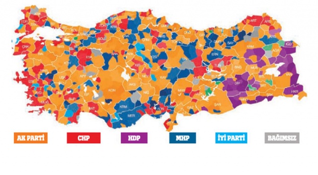 AK Parti’yi seçmen göçü yaktı AK Parti’yi seçmen göçü yaktı