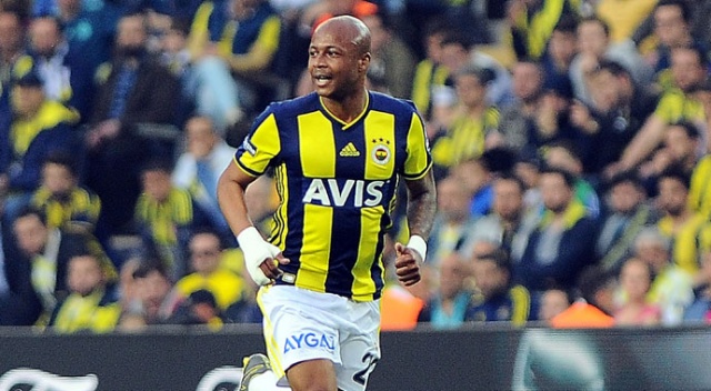 Andre Ayew ıslıklandı